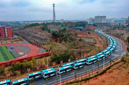 225輛宇通電動(dòng)客車陸續(xù)在長(zhǎng)沙投運(yùn)(圖2)