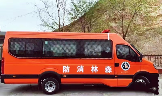 8輛依維柯歐勝運(yùn)兵車交付甘肅，為森林防護(hù)再添助力(圖2)